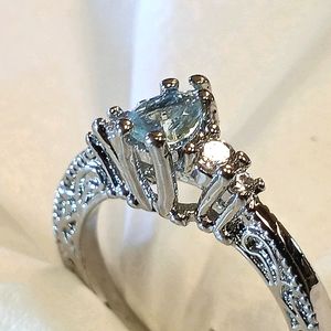 Petite aquamarine stone in silver